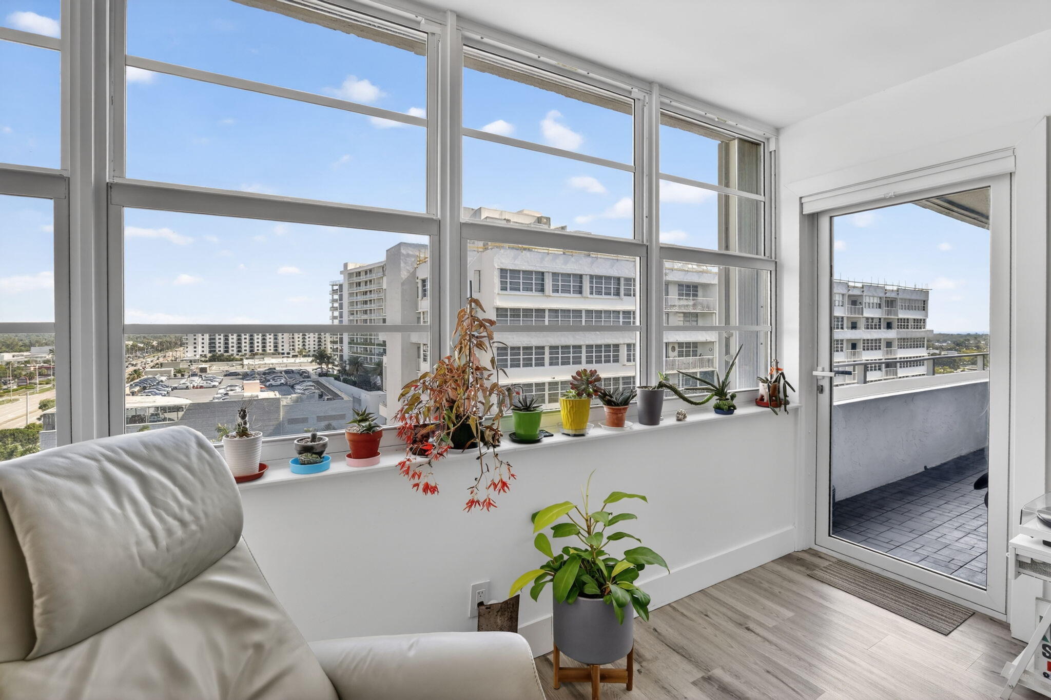 EAST POINT TOWERS CONDO - Residential