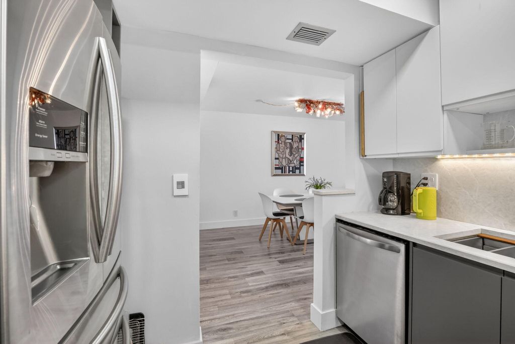 Photo of 1160 N Federal Highway #1121, Fort Lauderdale, FL 33304 (MLS # B26026606)