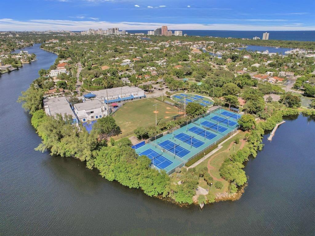 EAST POINT TOWERS CONDO - Residential