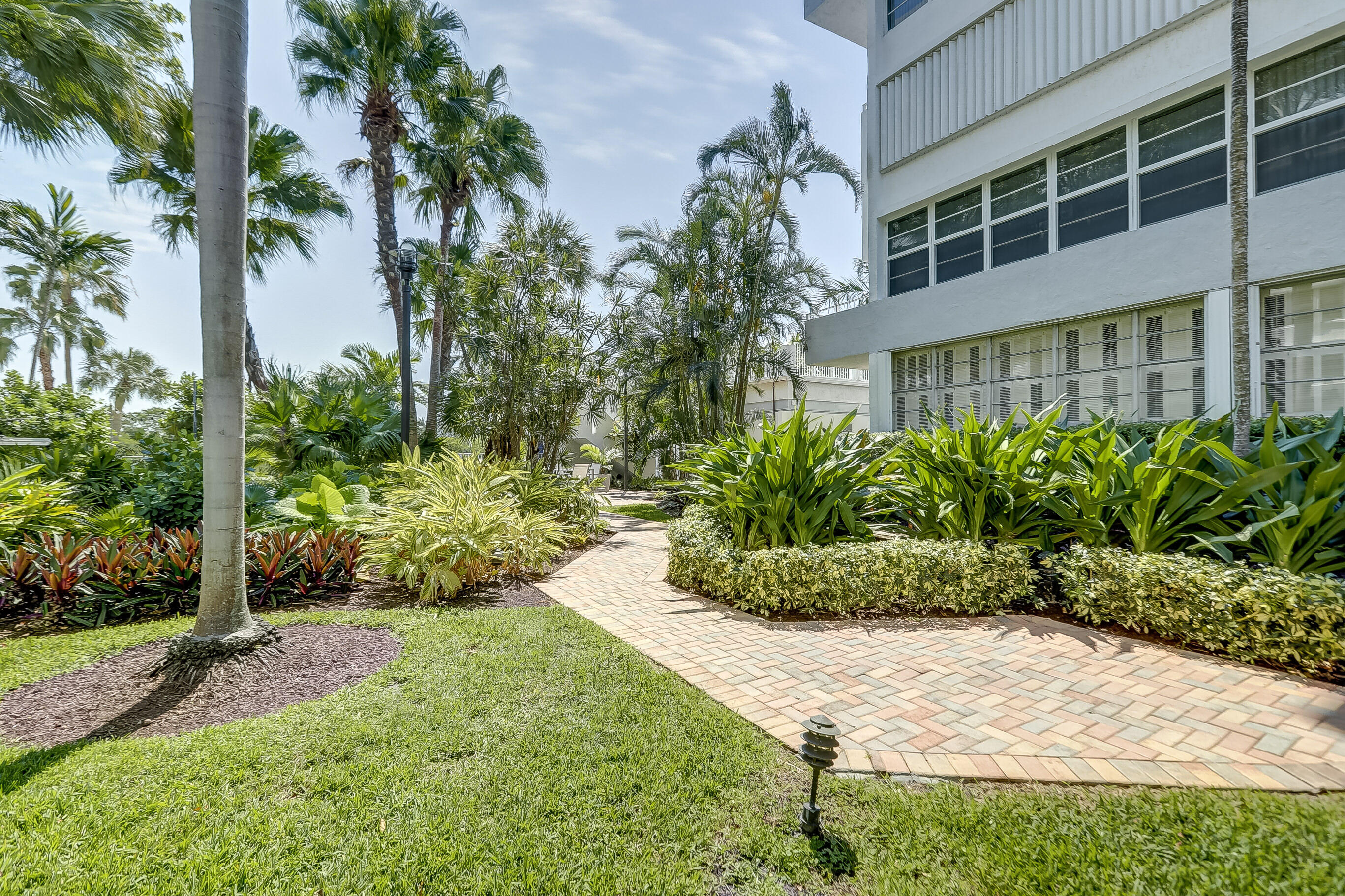EAST POINT TOWERS CONDO - Residential