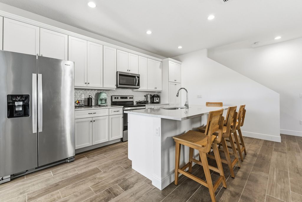 Photo of 550 Parsons Way, Deerfield Beach, FL 33442 (MLS # R11165274)