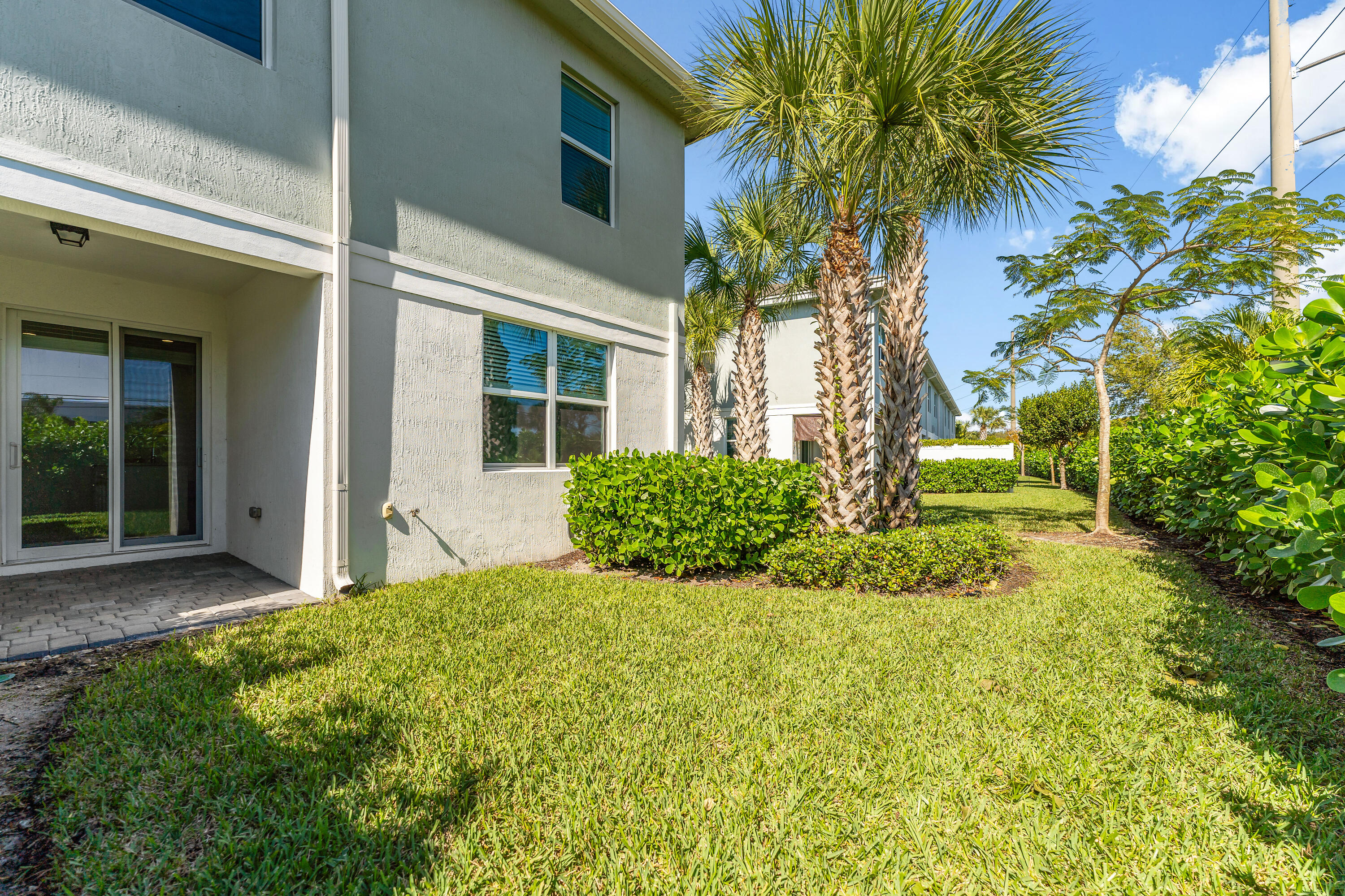 DEERFIELD CROSSING - Residential