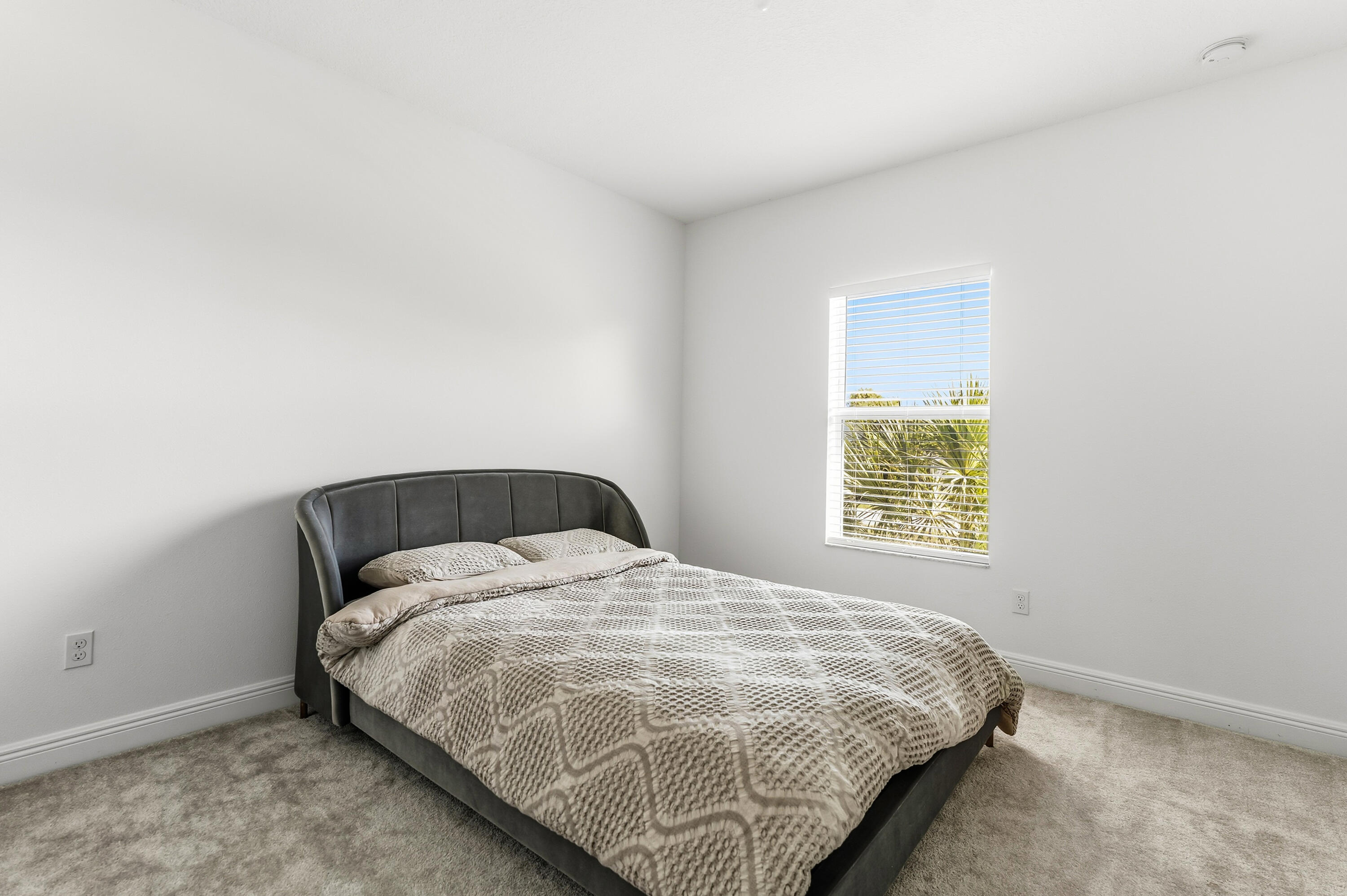 DEERFIELD CROSSING - Residential