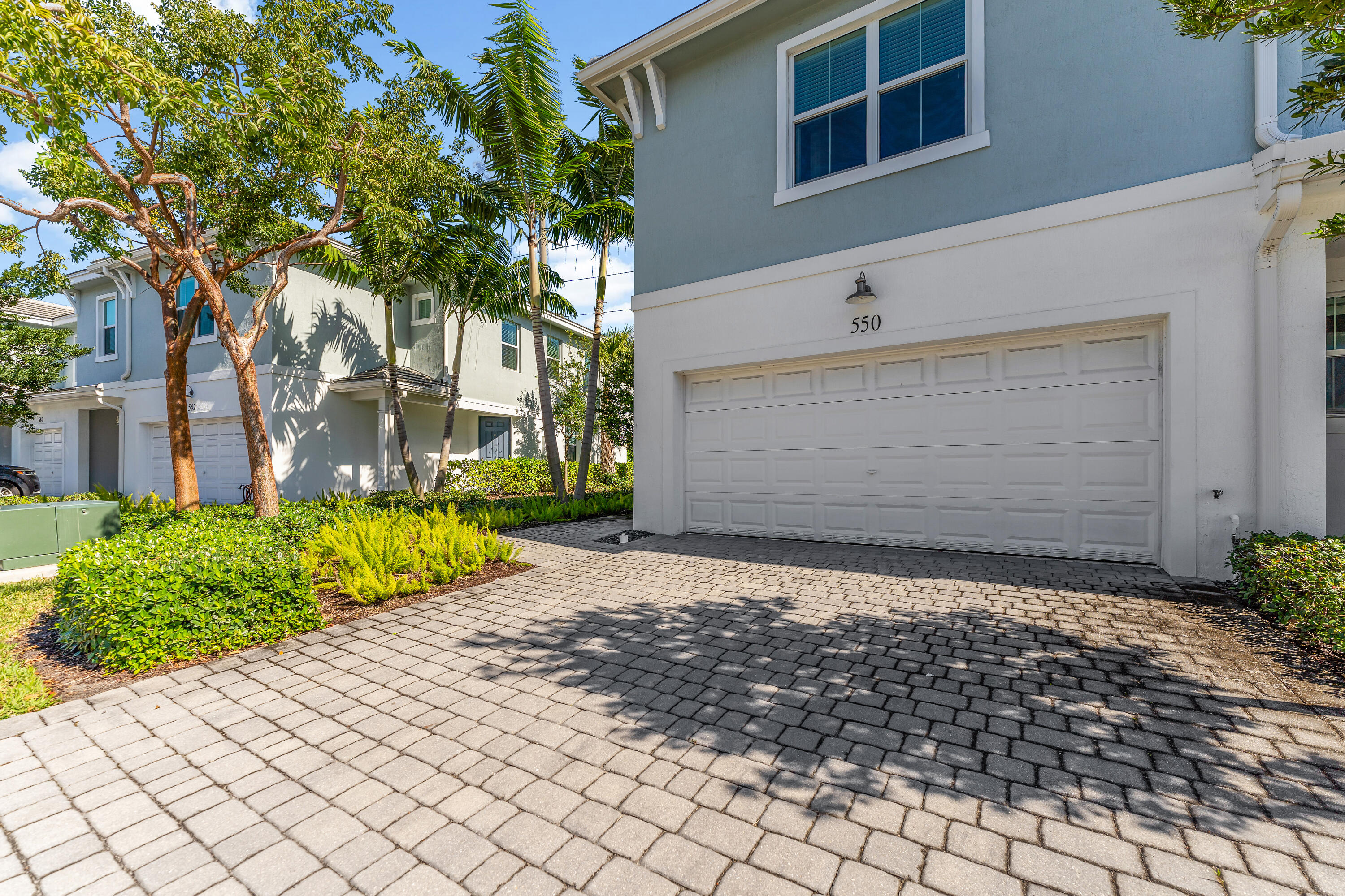 DEERFIELD CROSSING - Residential