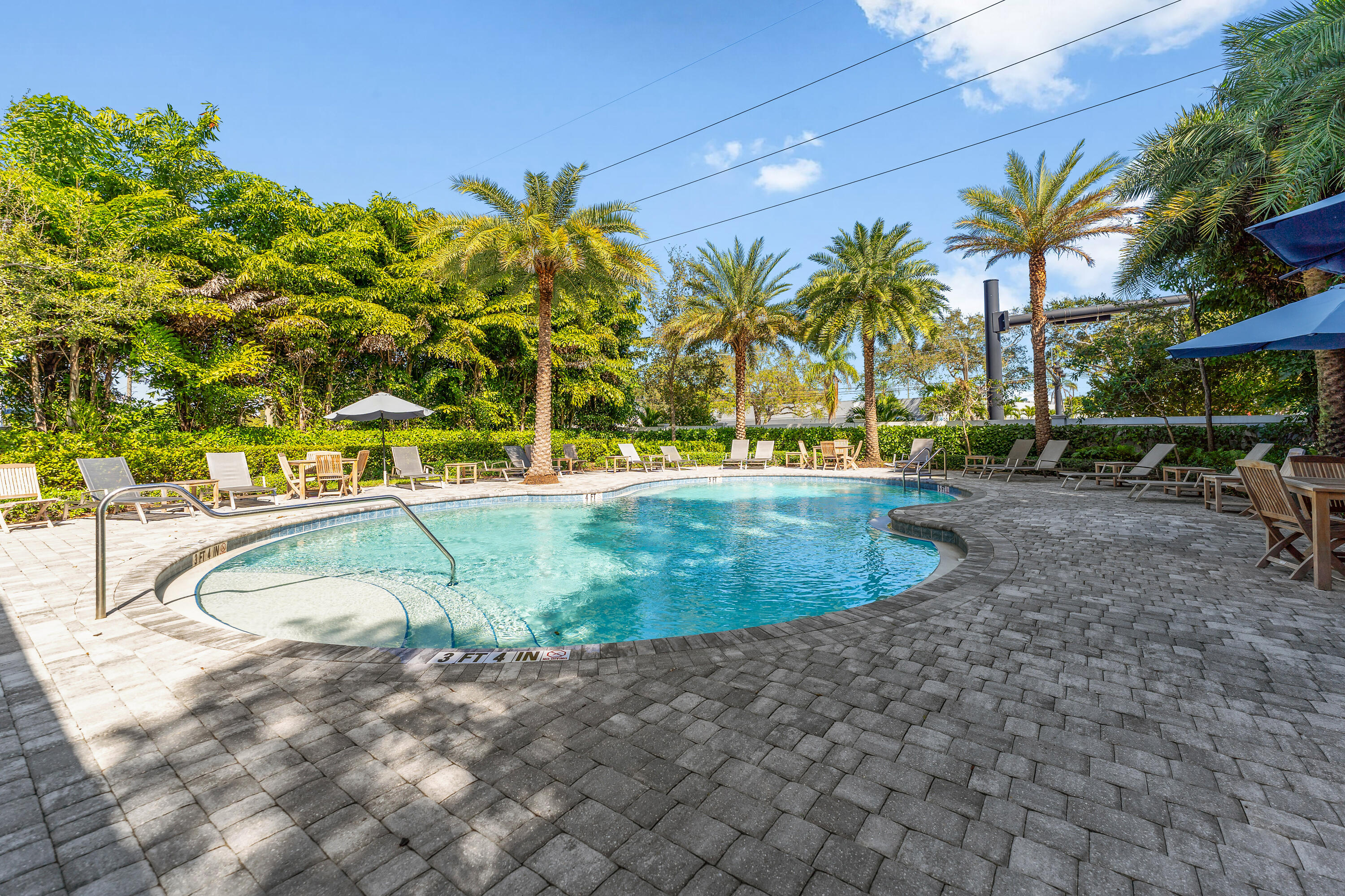 DEERFIELD CROSSING - Residential