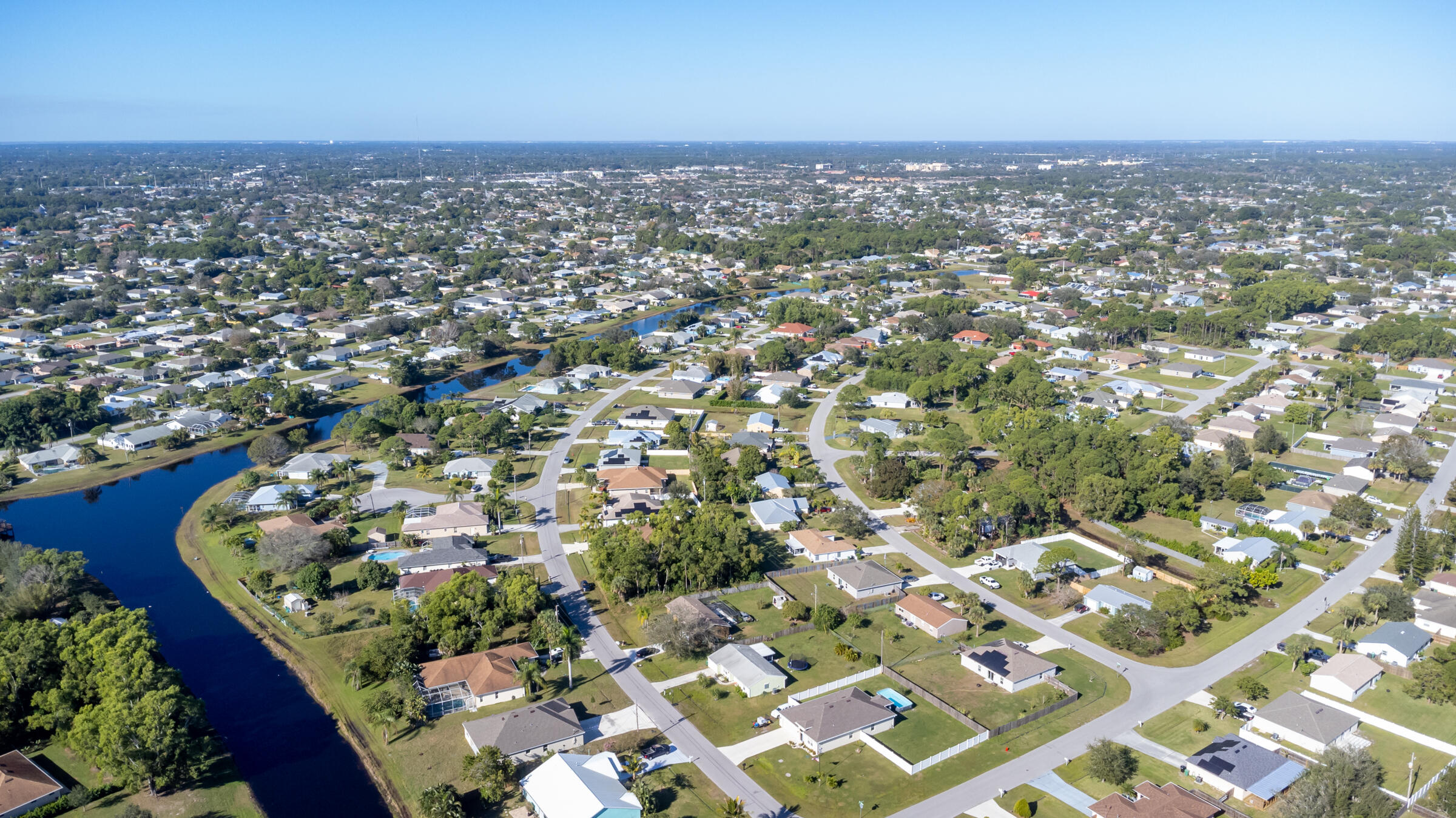 PORT ST LUCIE-SECTION 40- BLK 2833 LOT 43 (MAP 45/ - Land