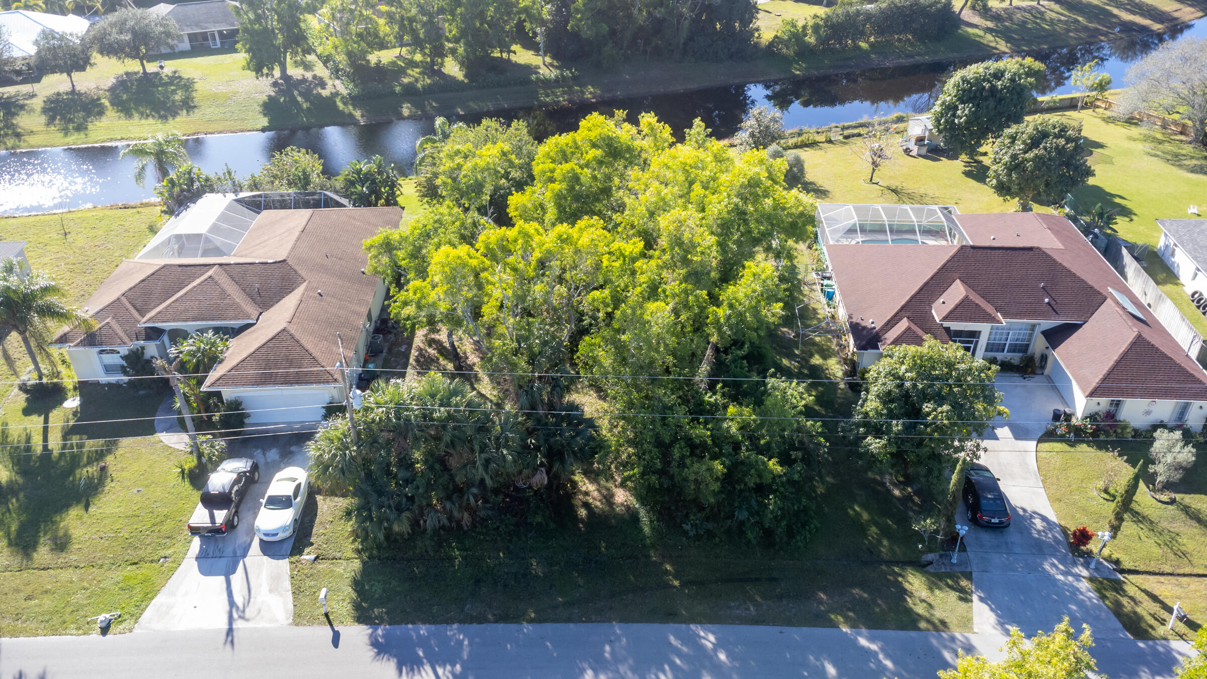 PORT ST LUCIE-SECTION 40- BLK 2833 LOT 43 (MAP 45/ - Land