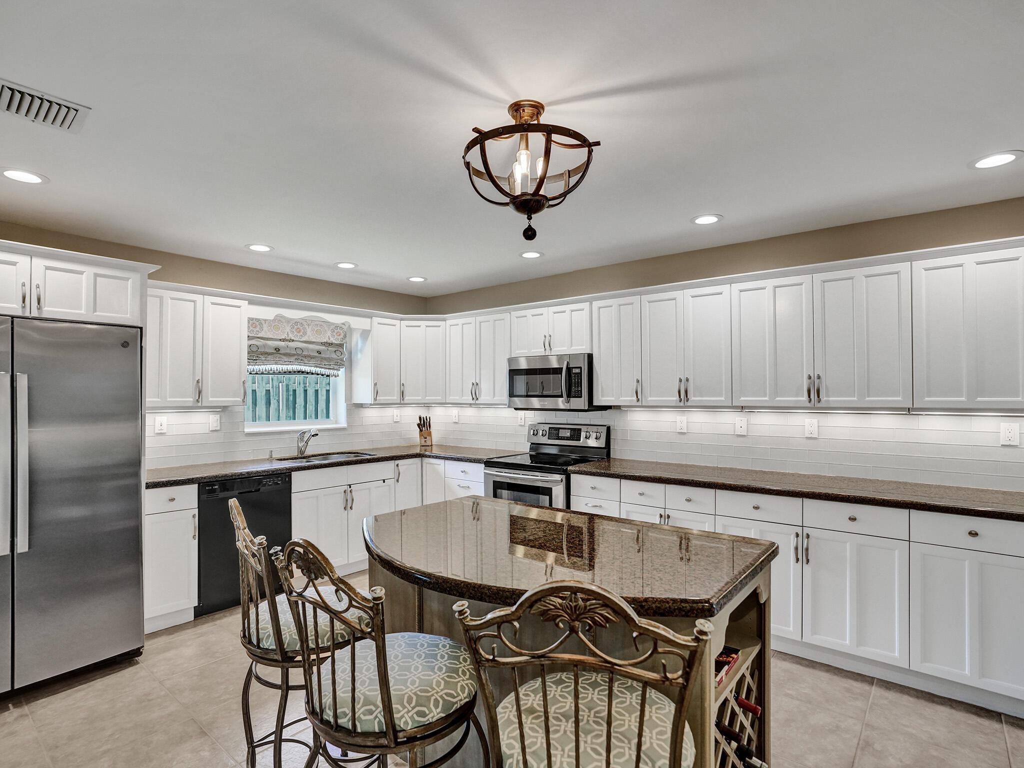 ROYAL OAK HILLS 2ND SEC - Residential