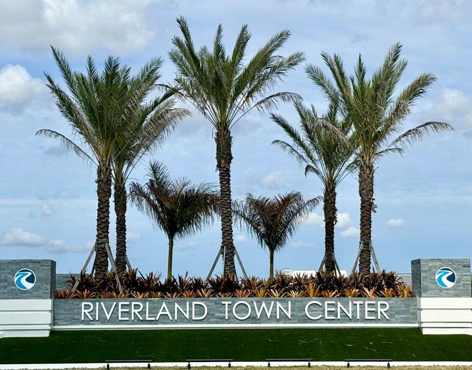 Valencia Grove at Riverland - Residential