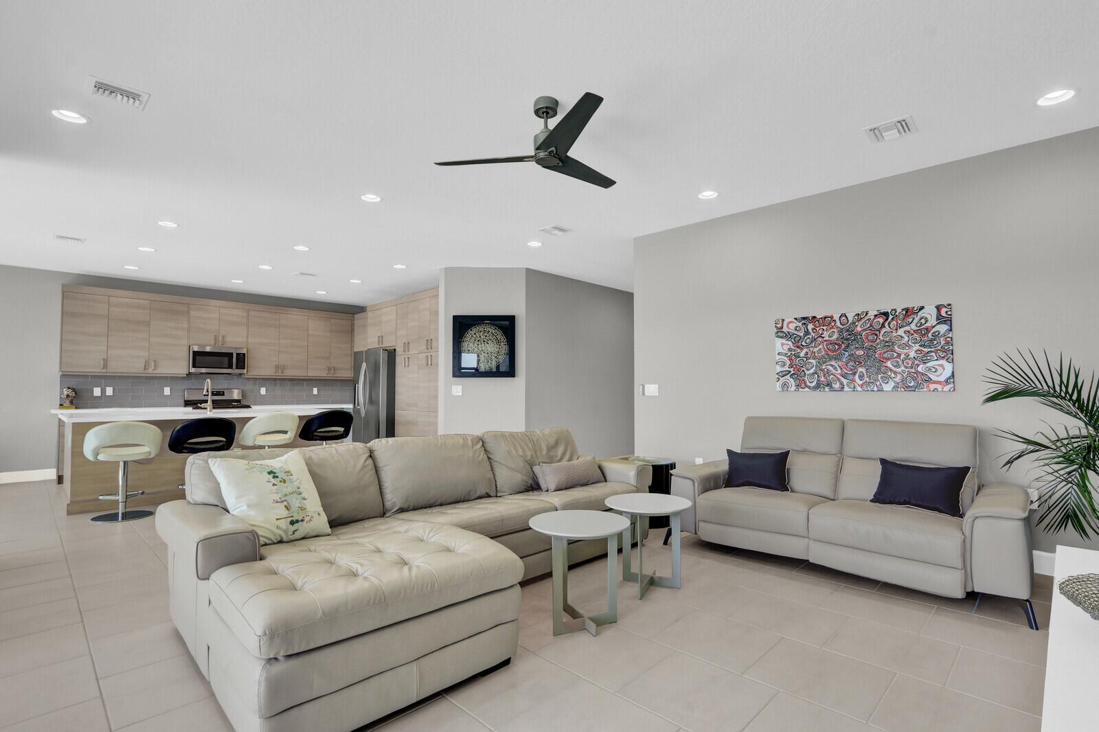 Valencia Grove at Riverland - Residential