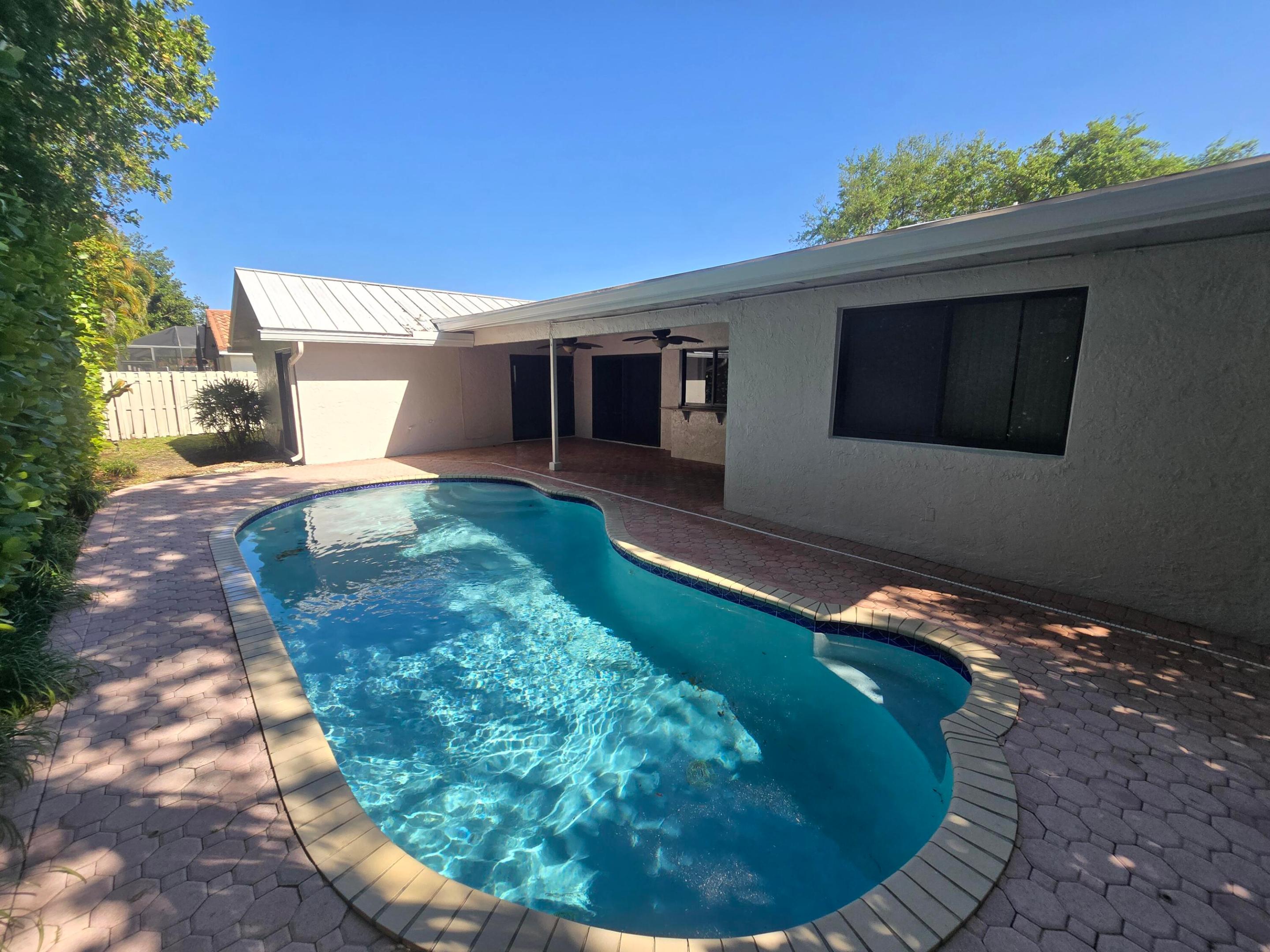 NOB HILL ESTATES 2ND SEC - Residential