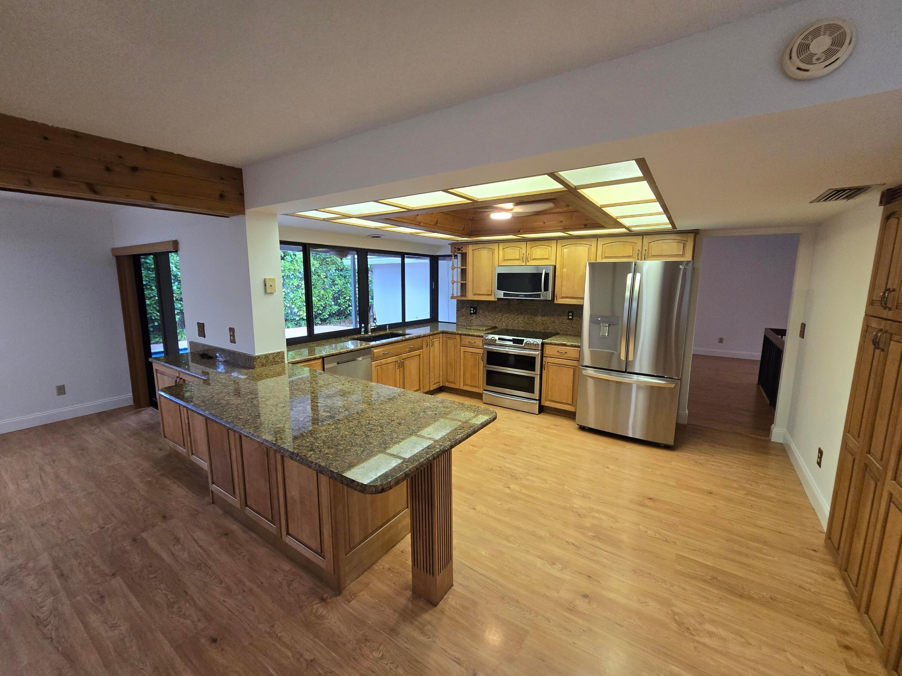 NOB HILL ESTATES 2ND SEC - Residential