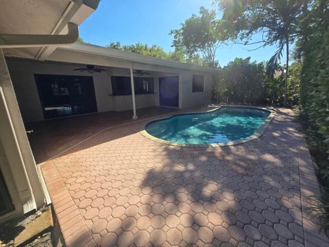 Tiny photo for 10207 NW 7th Court, Plantation, FL 33324 (MLS # B26001299)