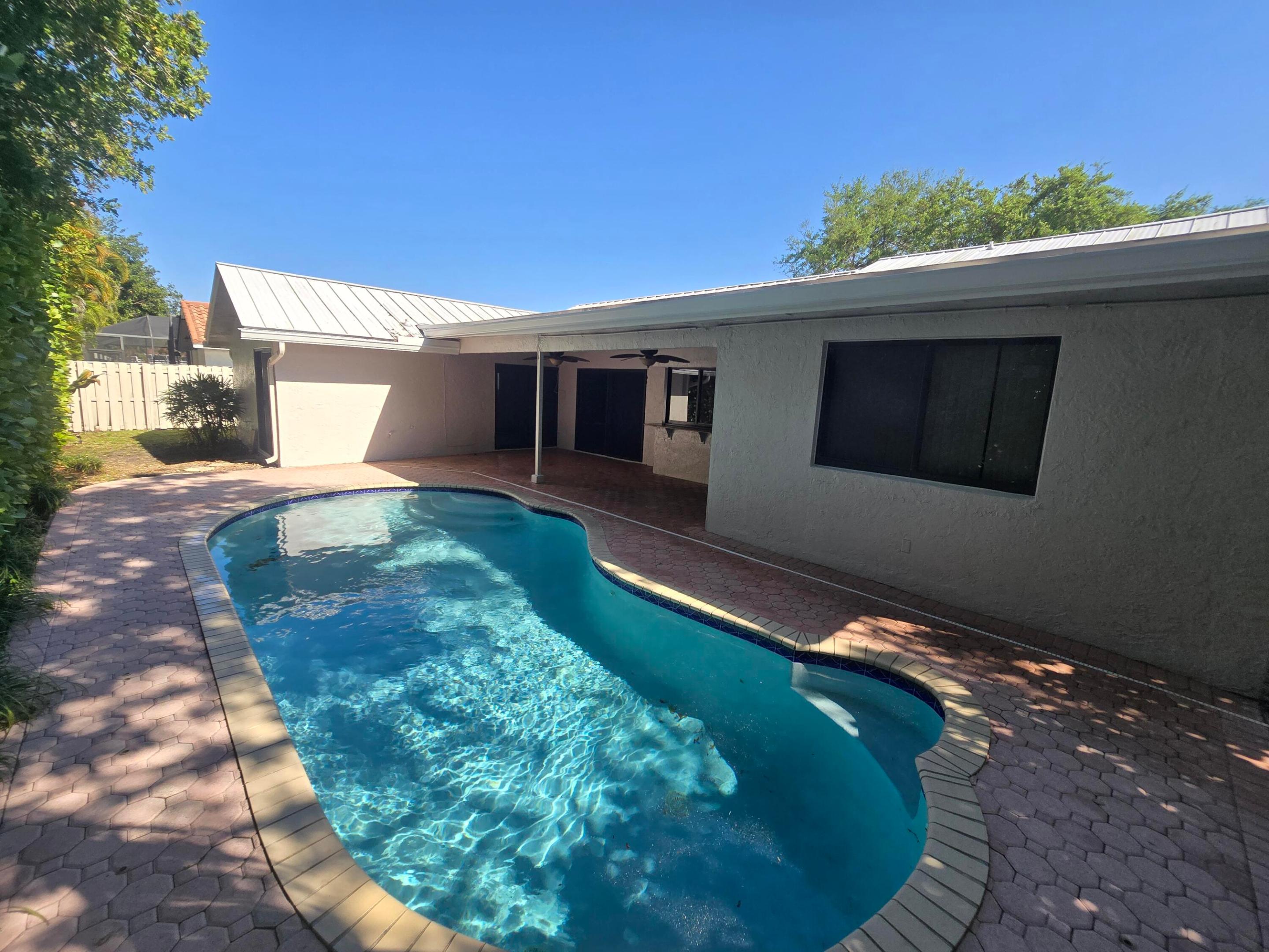 NOB HILL ESTATES 2ND SEC - Residential