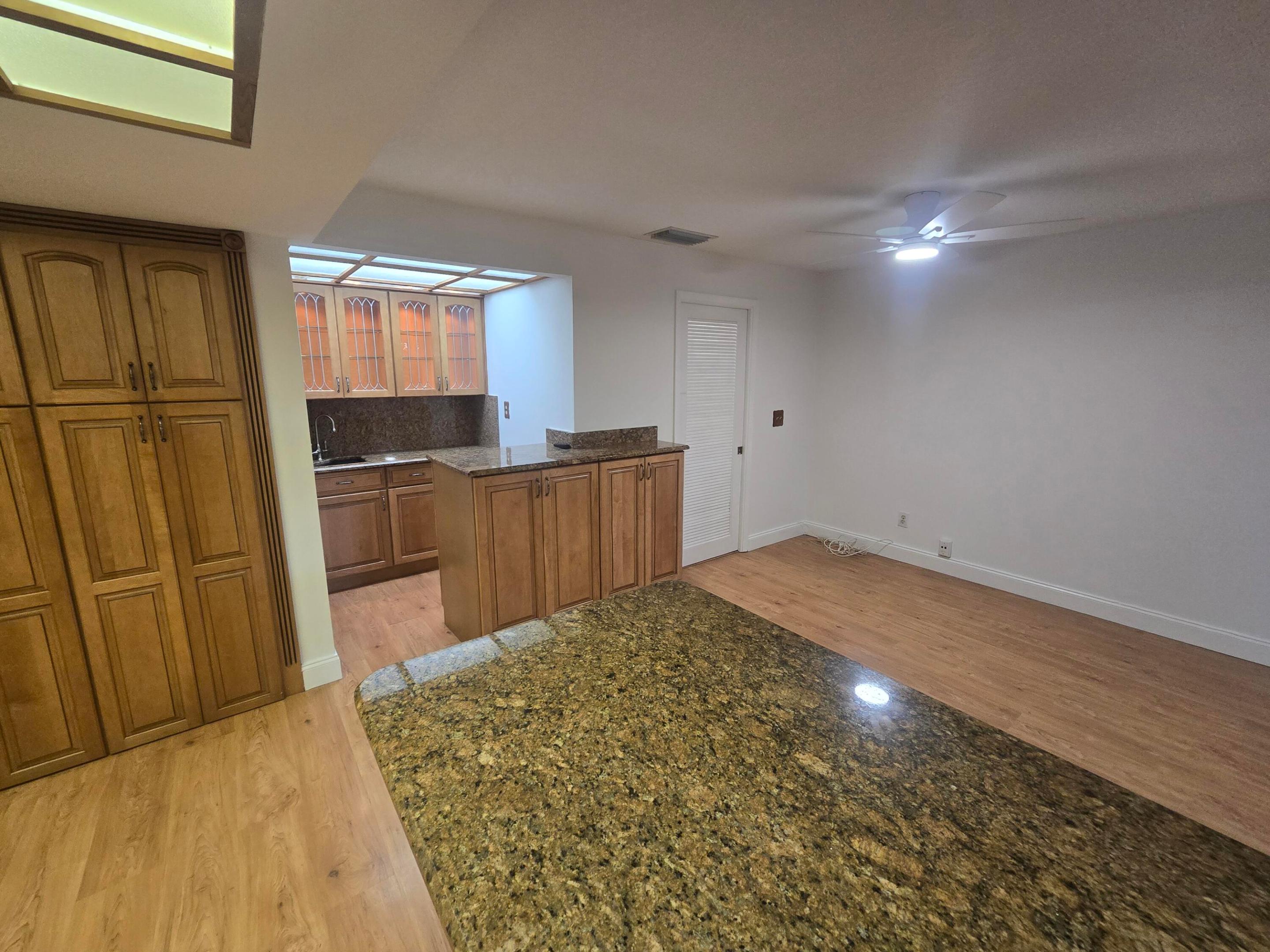 NOB HILL ESTATES 2ND SEC - Residential