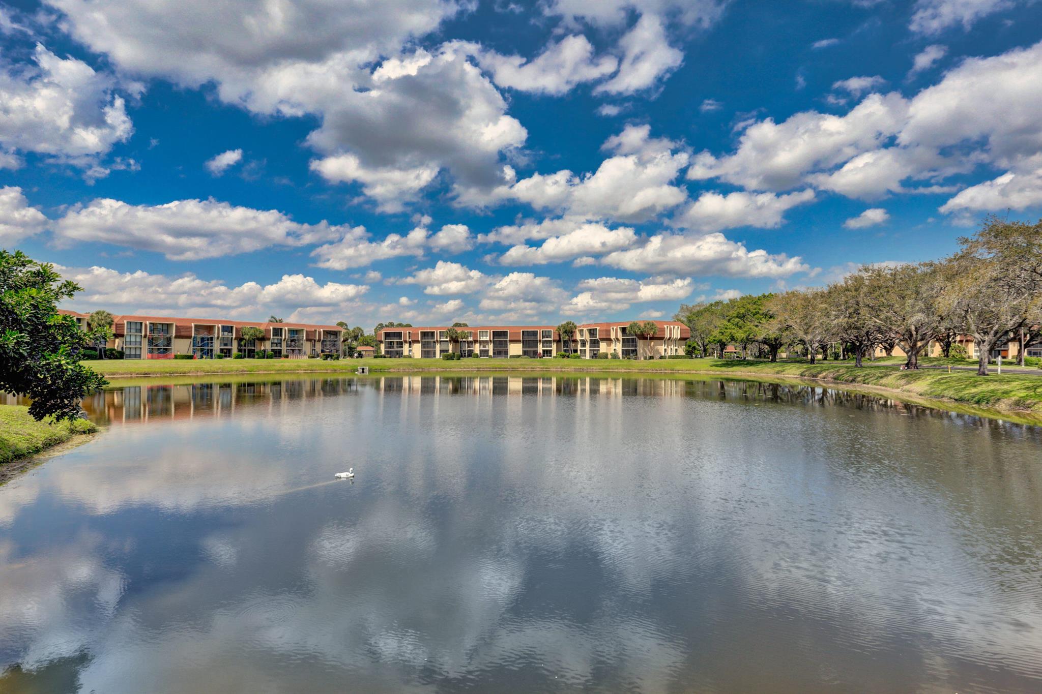 WOODLAND LAKES - Residential Lease