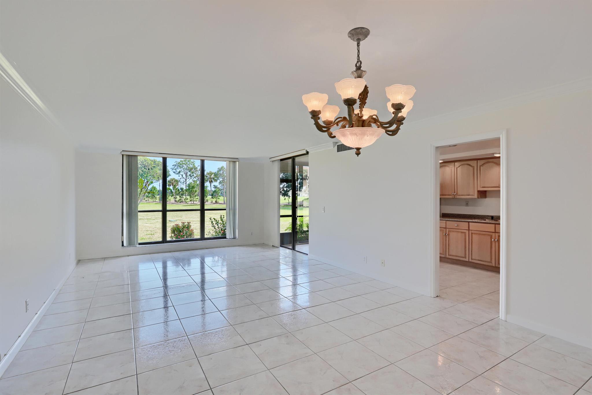 WOODLAND LAKES - Residential Lease