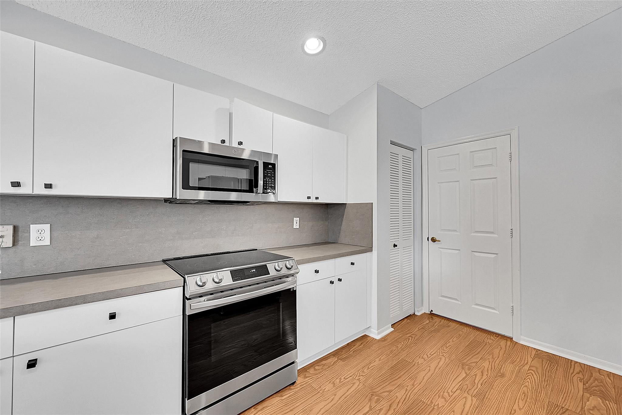 Pine Ridge South 133-16 B - Residential