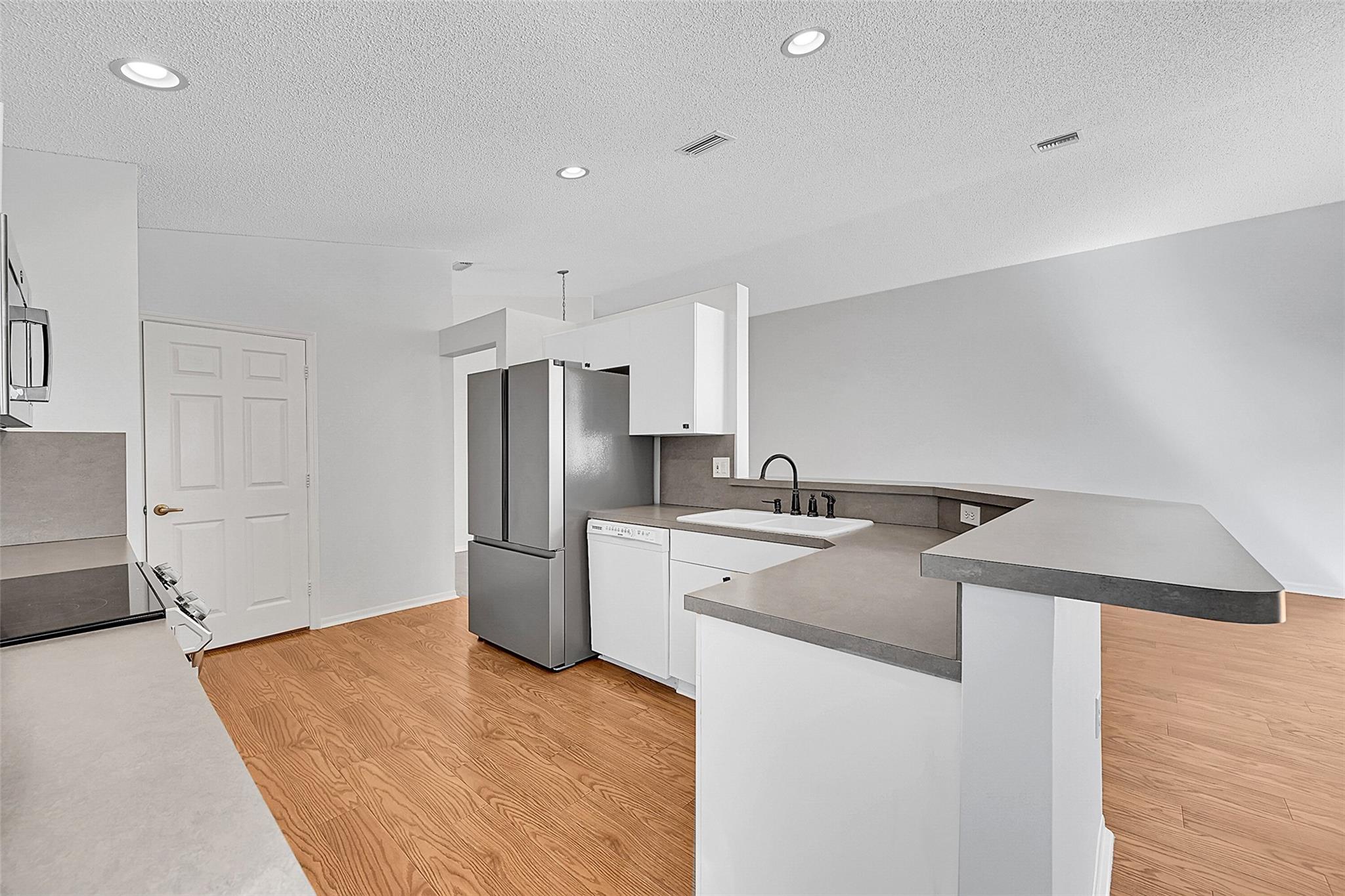 Pine Ridge South 133-16 B - Residential