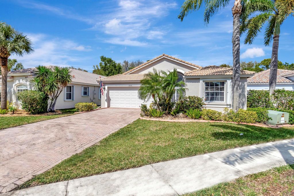 Photo of 12836 Coral Lakes Drive, Boynton Beach, FL 33437 (MLS # R10963742)