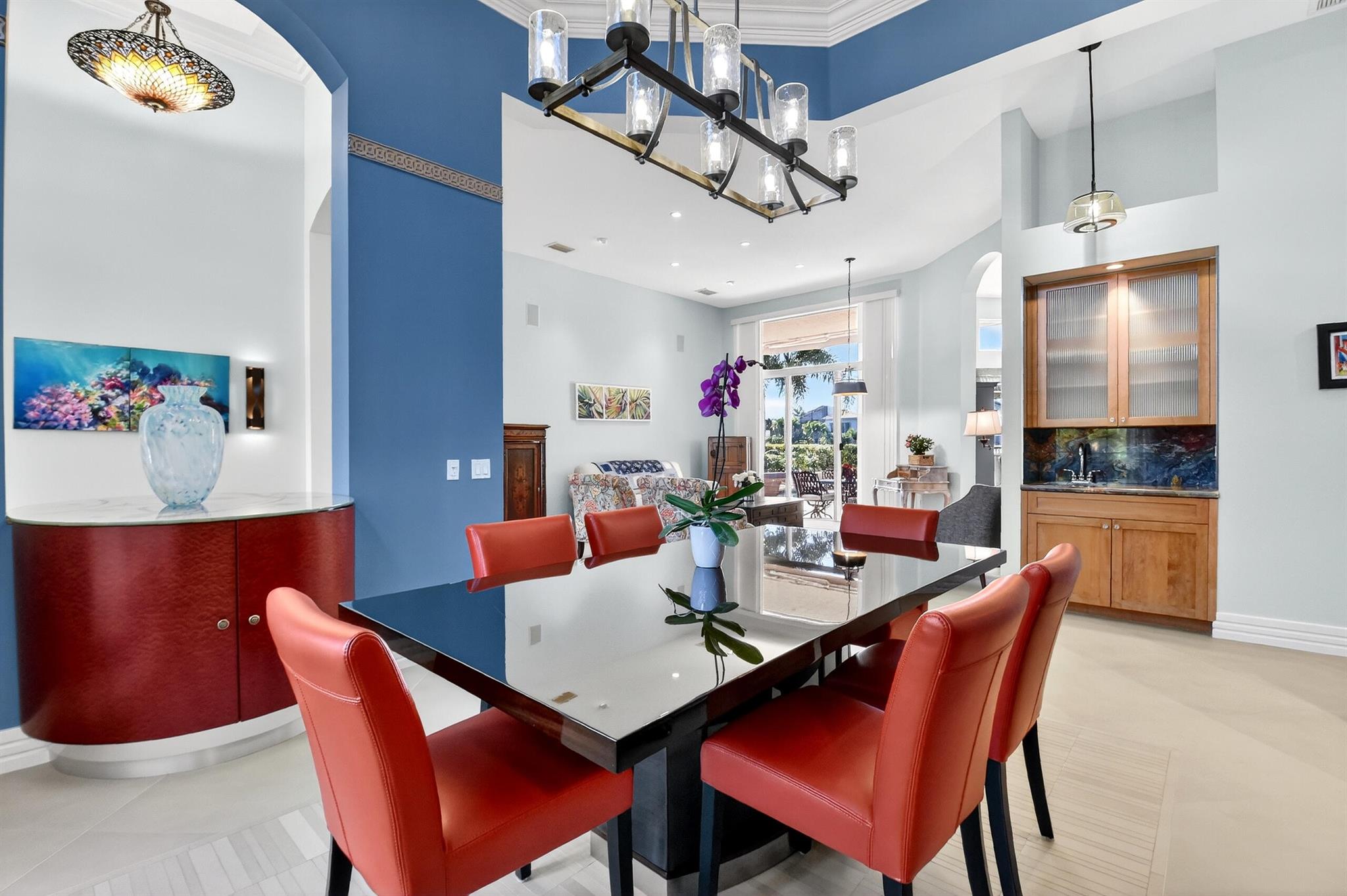 VALENCIA PALMS - Residential