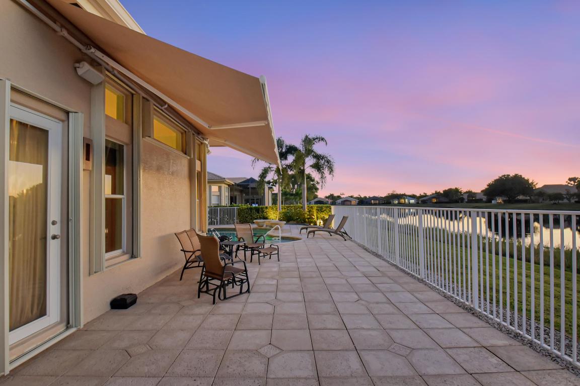 VALENCIA PALMS - Residential