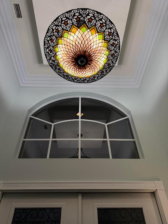 VALENCIA PALMS - Residential