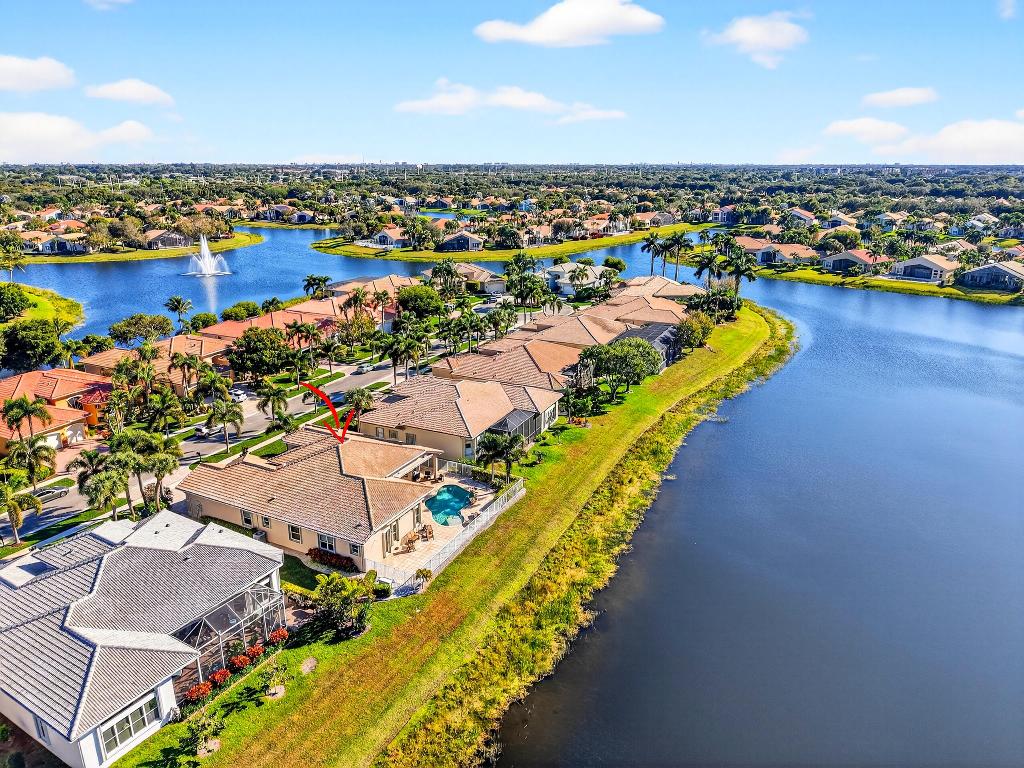 VALENCIA PALMS - Residential