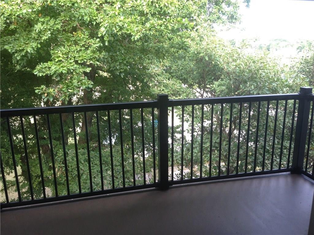 Crystal Lake 2nd Sec 59-5 - Residential Lease