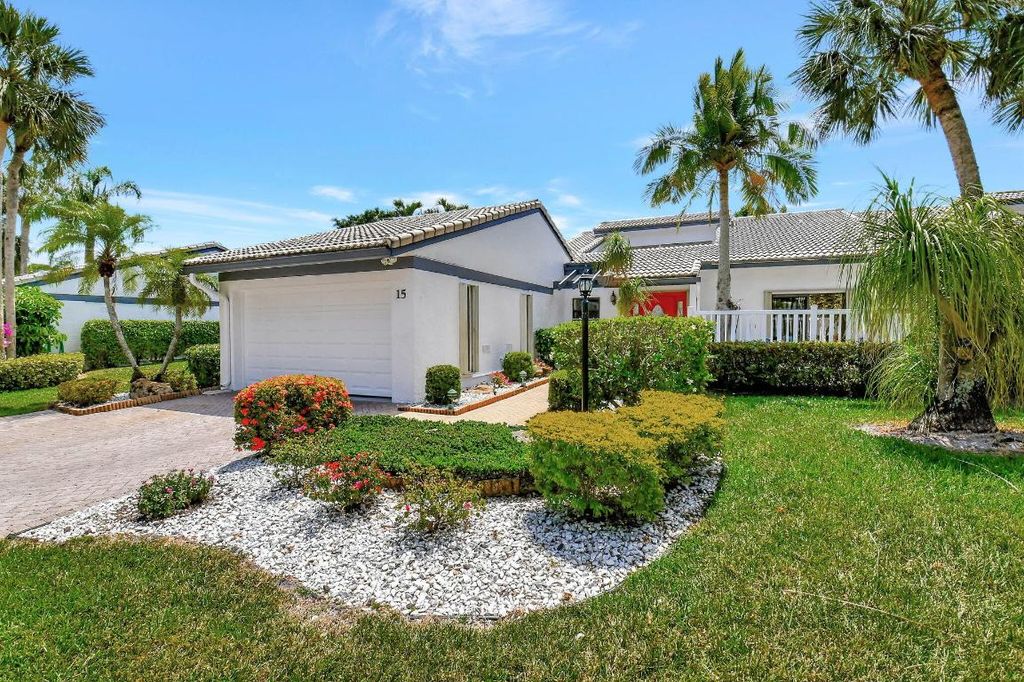 Photo of 15 Villa Lane, Boynton Beach, FL 33436 (MLS # R10980355)