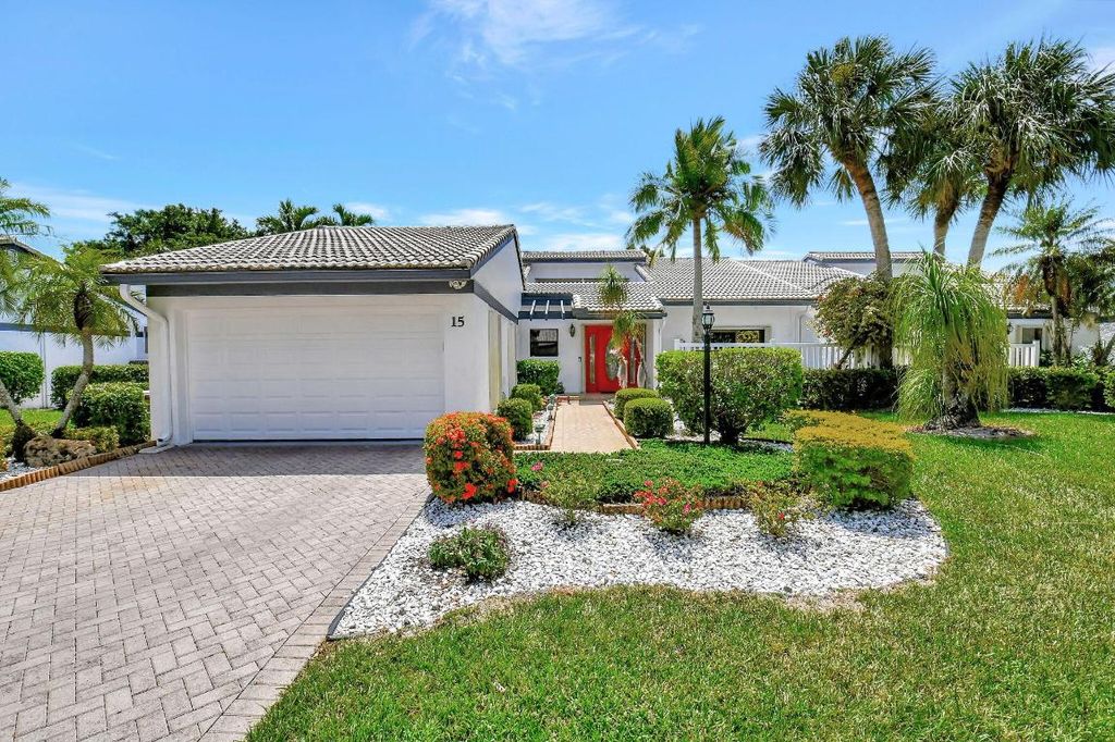 Photo of 15 Villa Lane, Boynton Beach, FL 33436 (MLS # R10980355)
