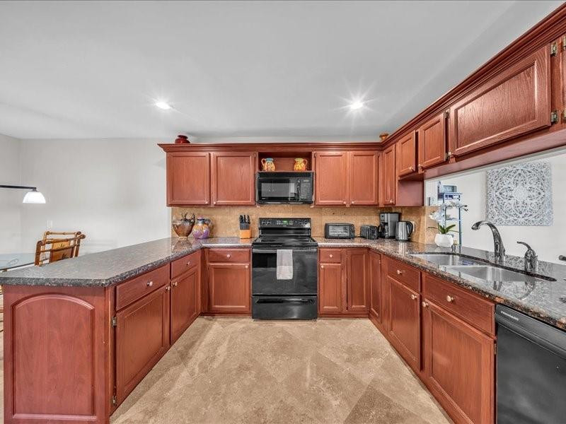 Townehomes Of Deer Creek - Residential