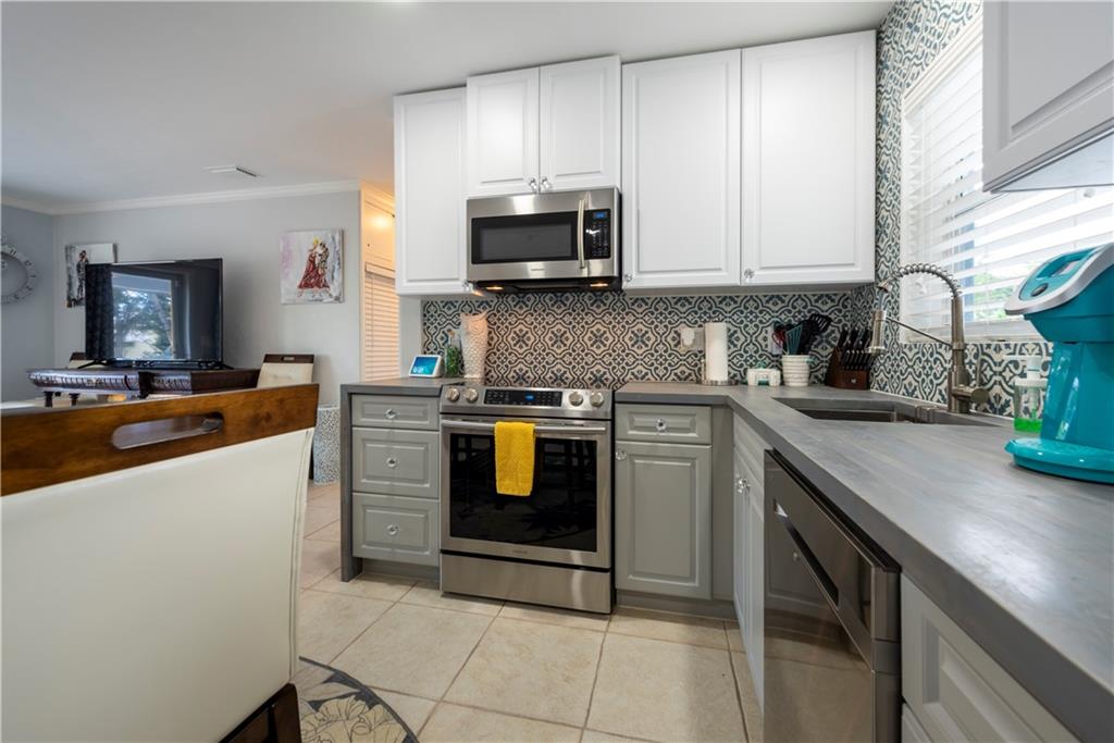Highland Estates 15-65 B - Residential