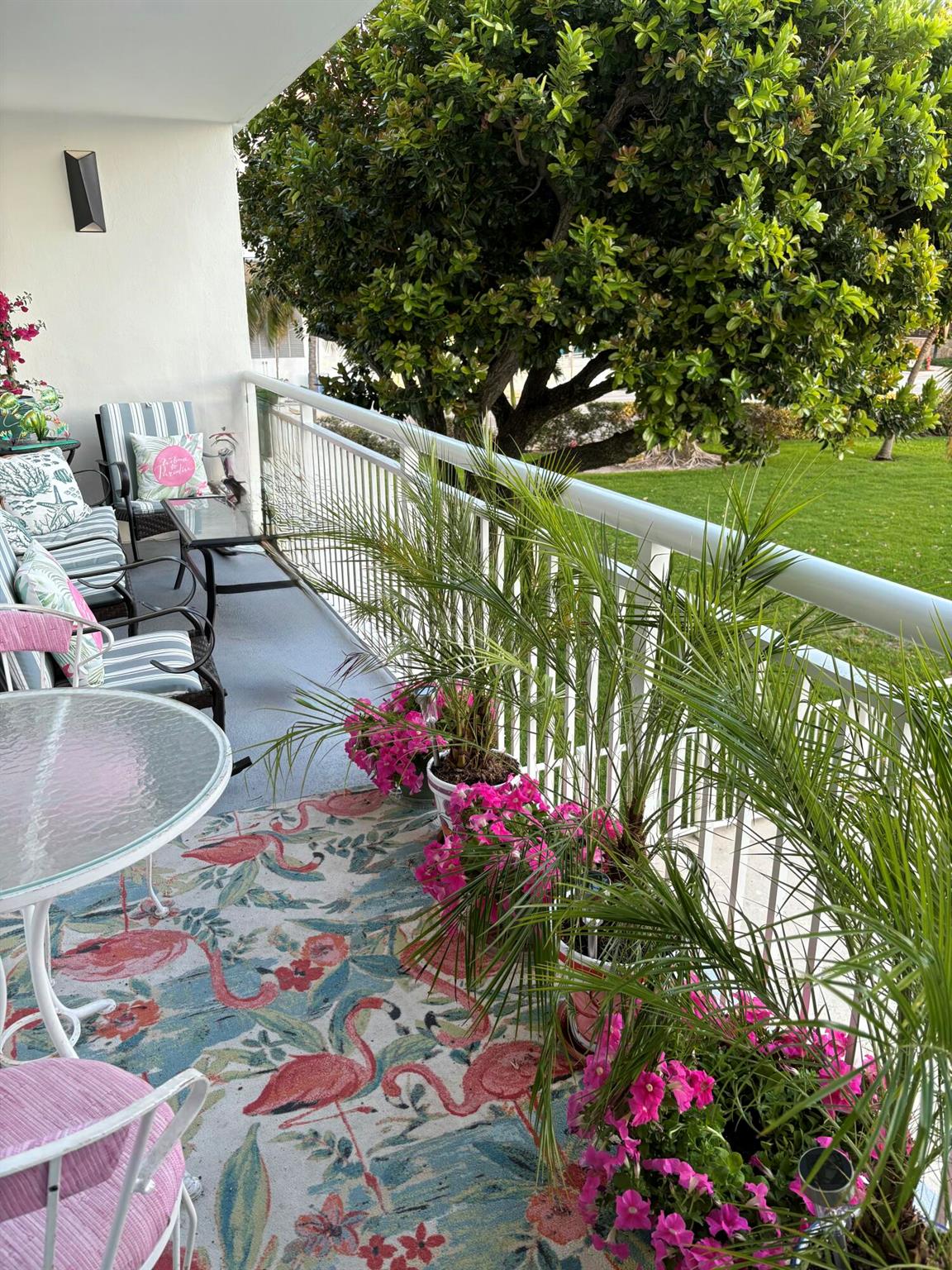 201 N Ocean Boulevard 203