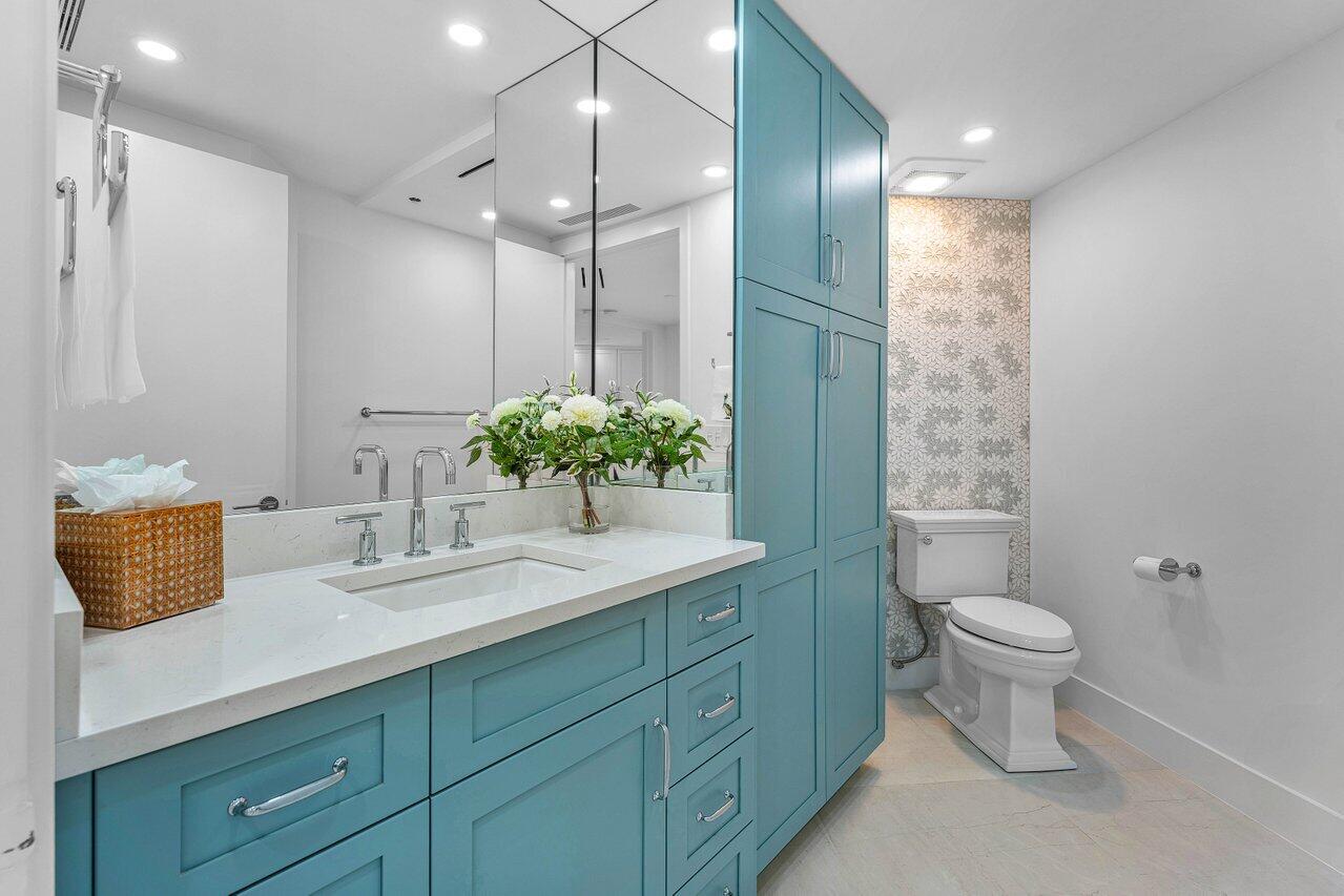 PALM BEACH HAMPTON CONDO - Residential