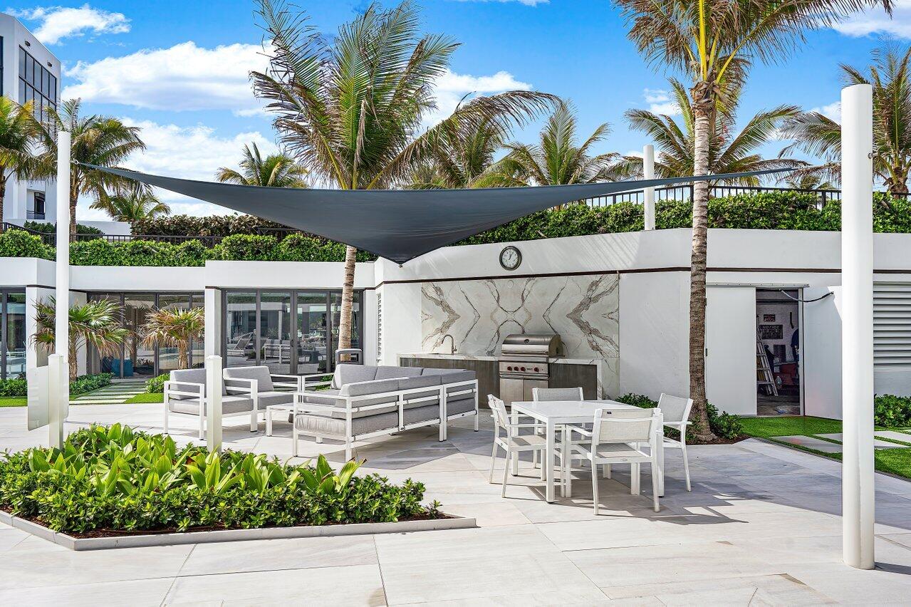 PALM BEACH HAMPTON CONDO - Residential