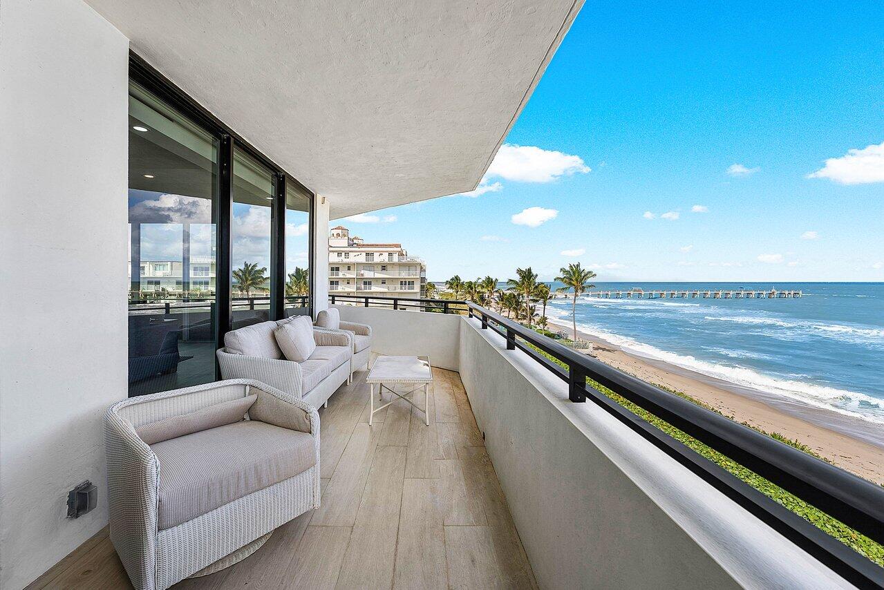 PALM BEACH HAMPTON CONDO - Residential