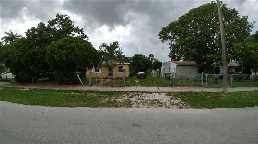 Calling all FHA buyers! This home is for you. Homes are corporate owned and seller wants to work with VA and FHA. Don't be afraid to make an offer.  Seller is easy to work with.