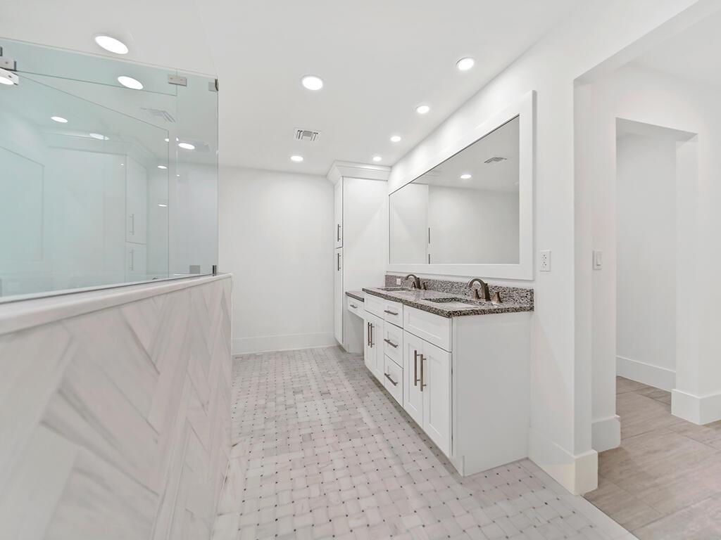 Monarch Country Club - Residential