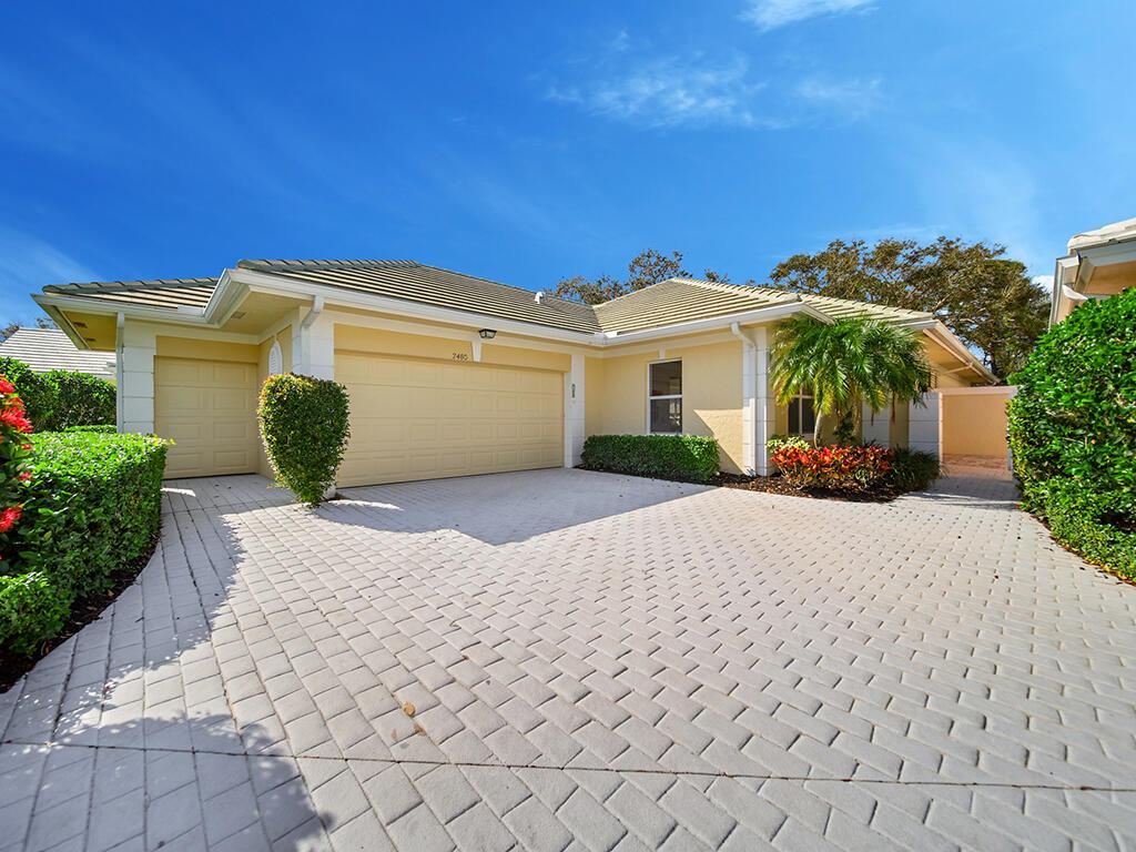 Monarch Country Club - Residential