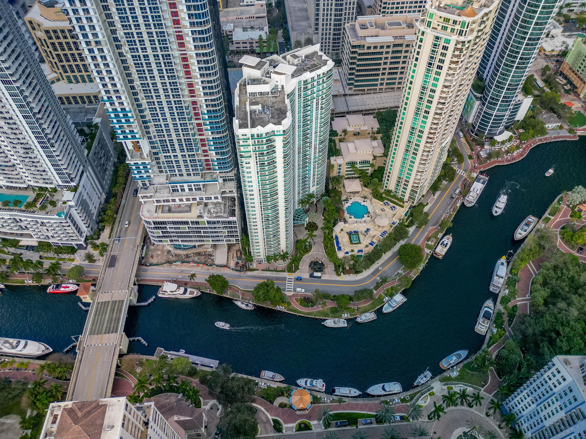 WATERGARDEN CONDO - Residential Lease