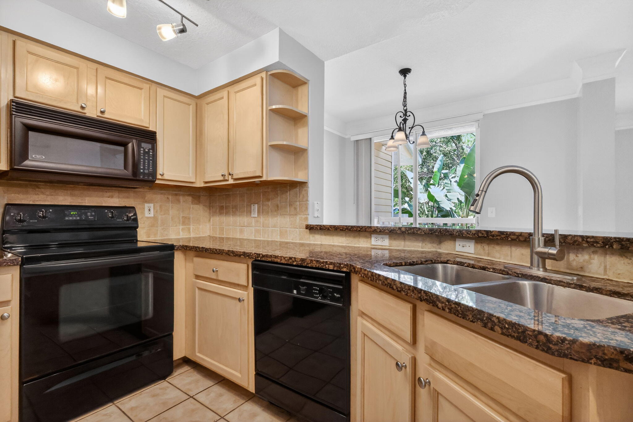 SOMERSET AT ABACOA CONDO - Residential Lease