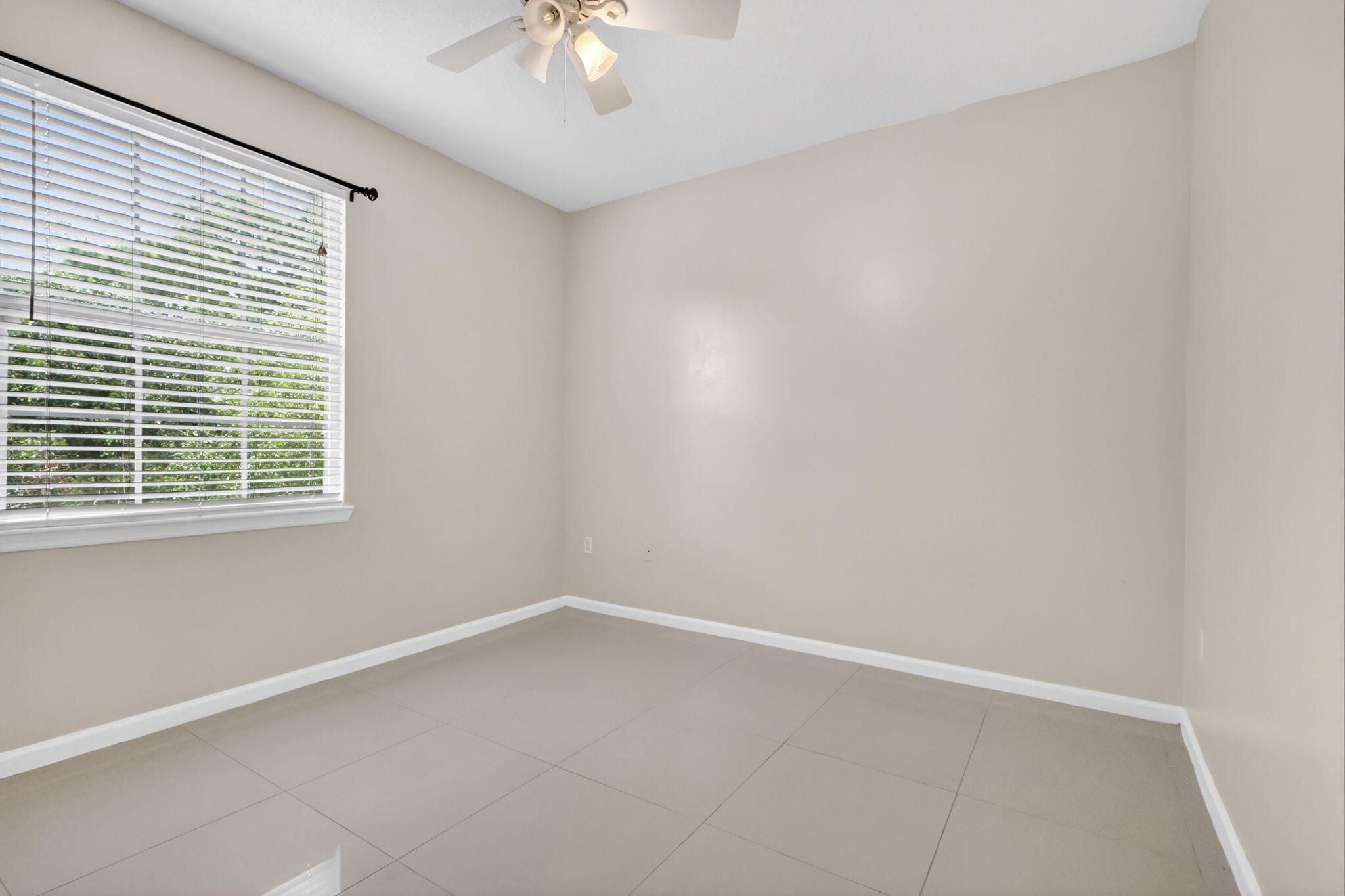 SOMERSET AT ABACOA CONDO - Residential Lease