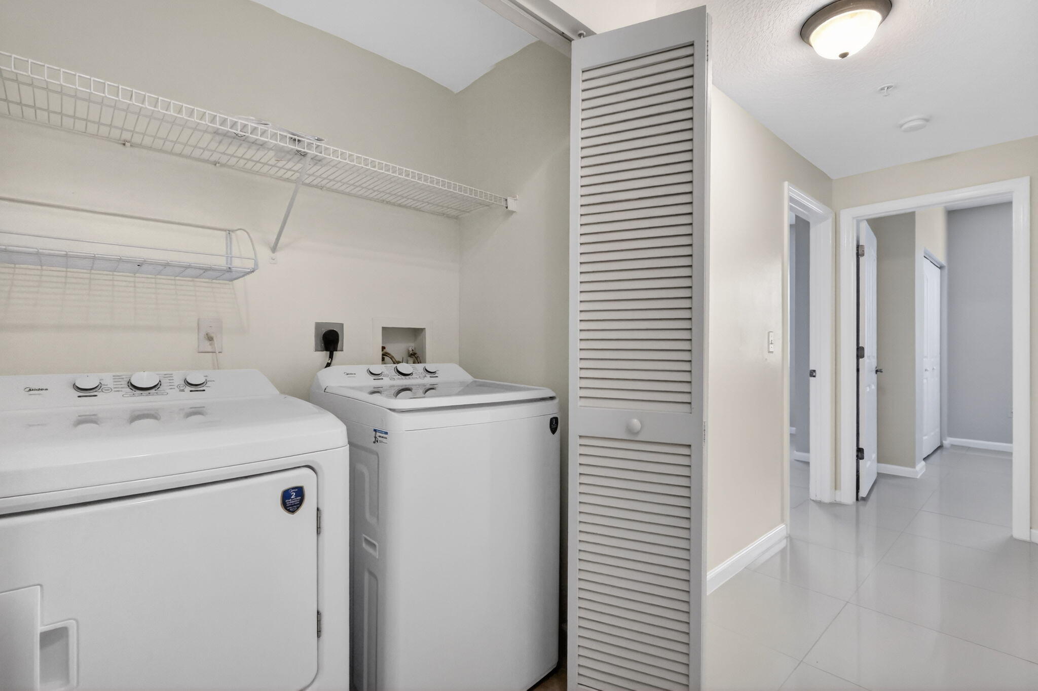 SOMERSET AT ABACOA CONDO - Residential Lease