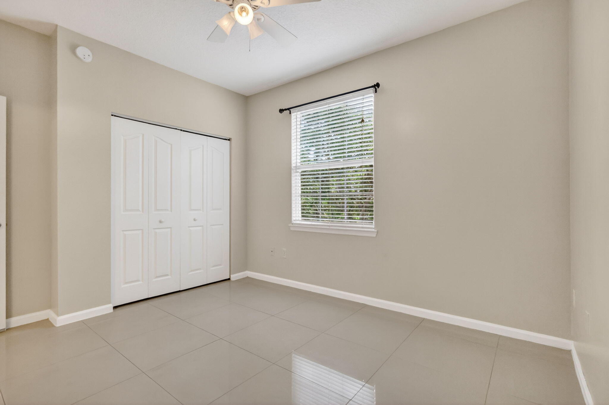 SOMERSET AT ABACOA CONDO - Residential Lease