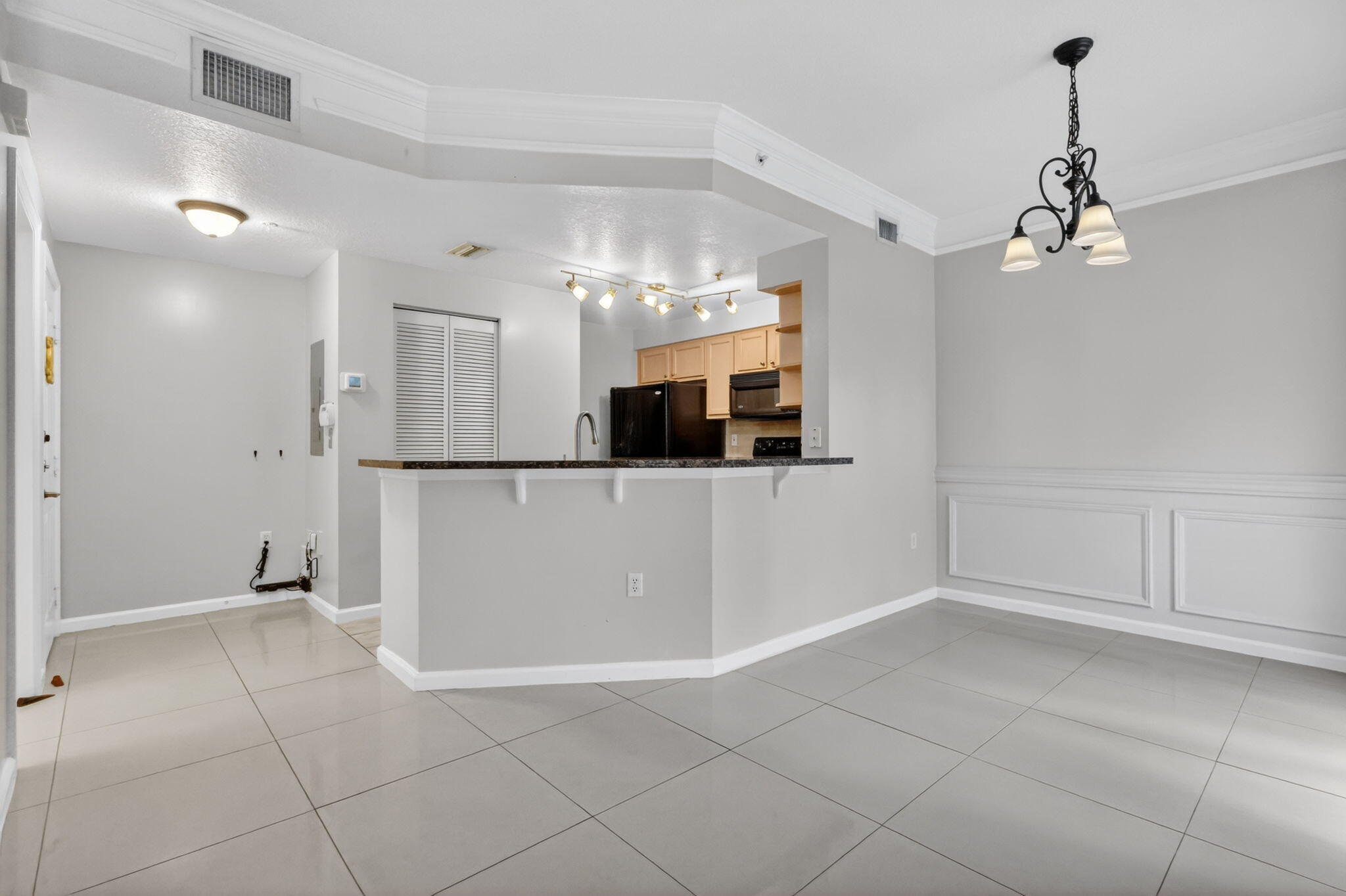 SOMERSET AT ABACOA CONDO - Residential Lease