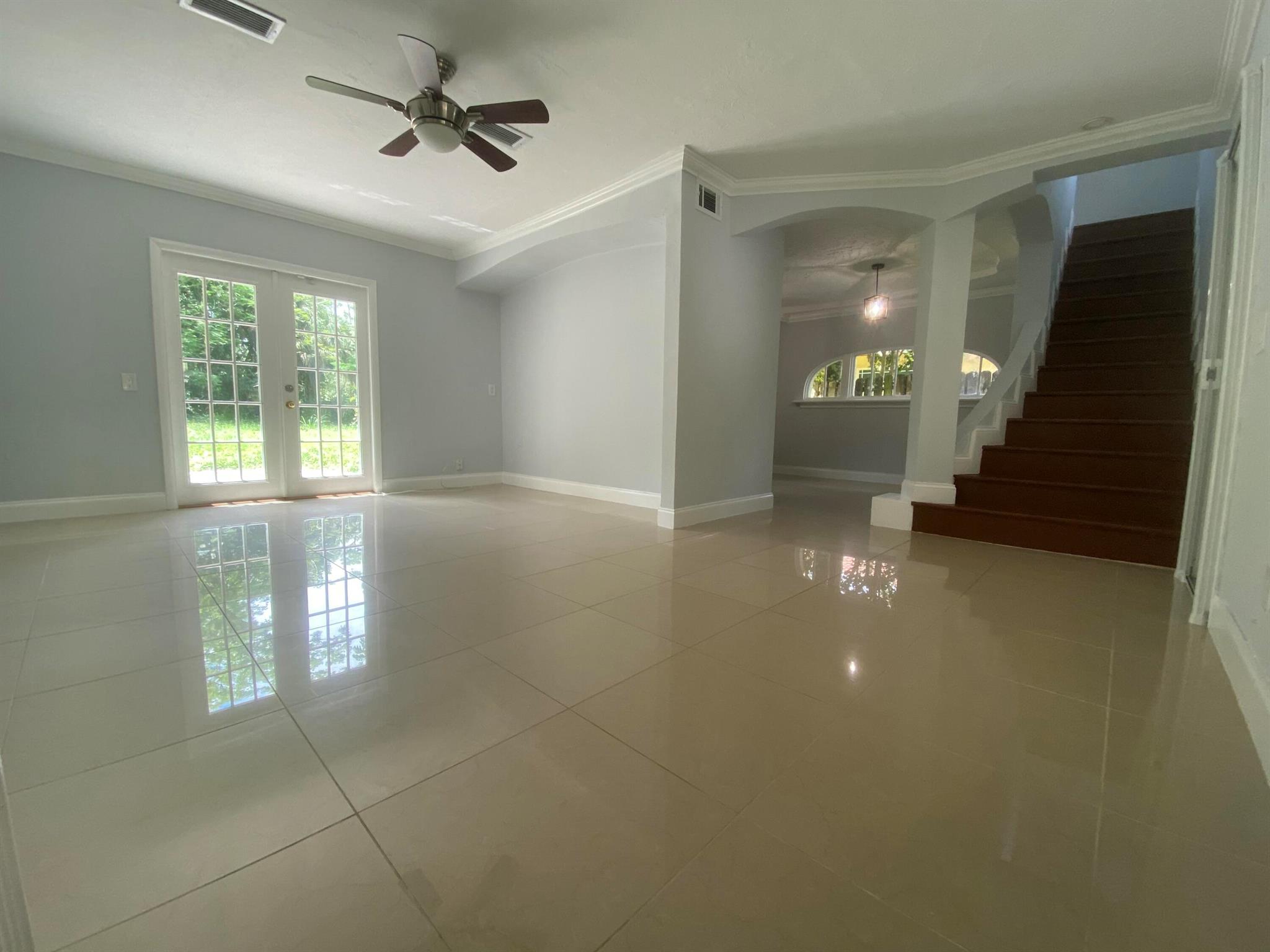 8090 Dillman Rd Road