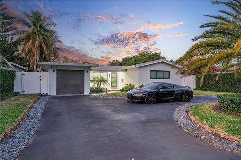 Photo of 1881 NE 27th Street, Lighthouse Point, FL 33064 (MLS # F10552429)