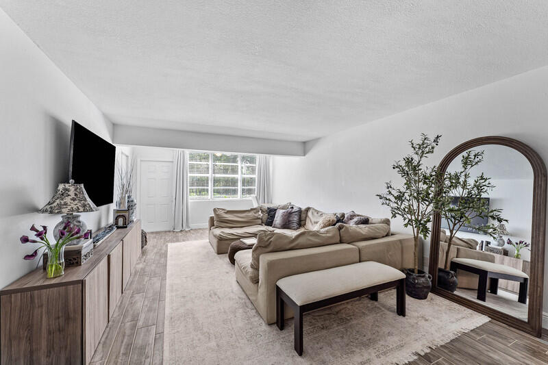 Photo of 2960 SW 22nd Avenue #8030, Delray Beach, FL 33445 (MLS # B26081878)