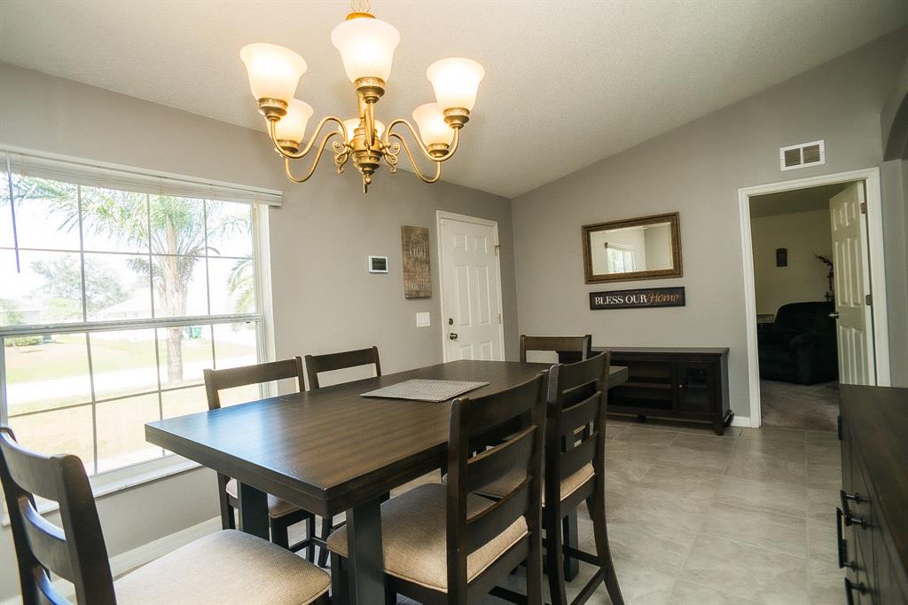 PORT ST LUCIE SECTION 33 - Residential Lease